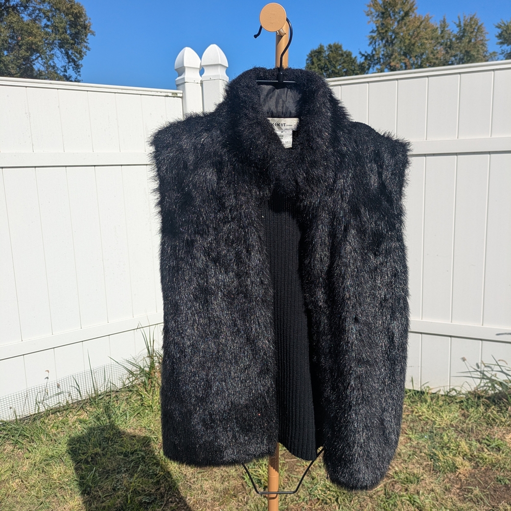 Women's Black Faux Fur Vest